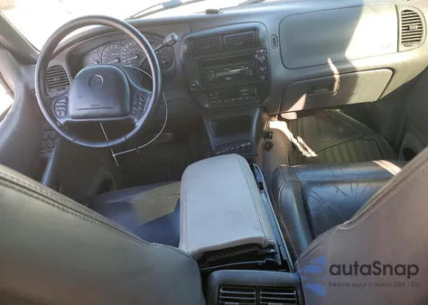 2000 Mercury Mountaineer z USA, uszkodzony, nr VIN 4M2ZU66P0YUJ27185